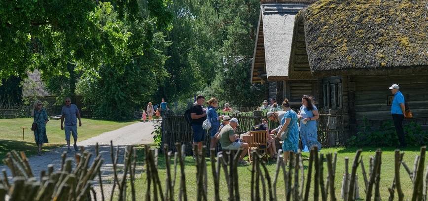 Kleboniškių kaimo buities muziejuje atgis senieji amatai ir kasdieniai darbai