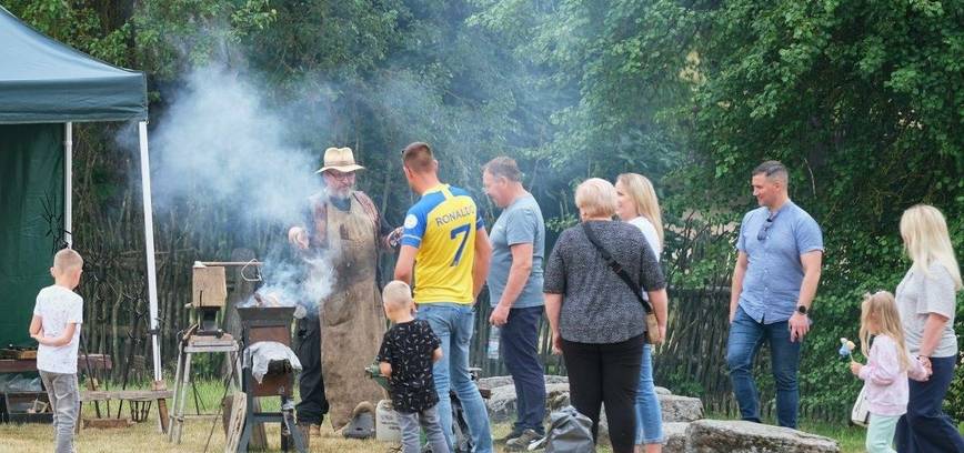 Tris vasaros savaitgalius atgis senasis Kleboniškių kaimas