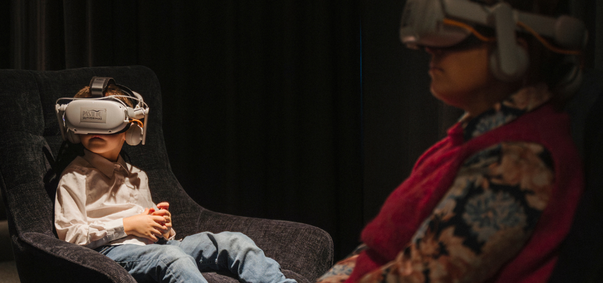 Šeduvoje – virtualios realybės patirtys „Angelų takais” ir „Pasaulių sutvėrimas”