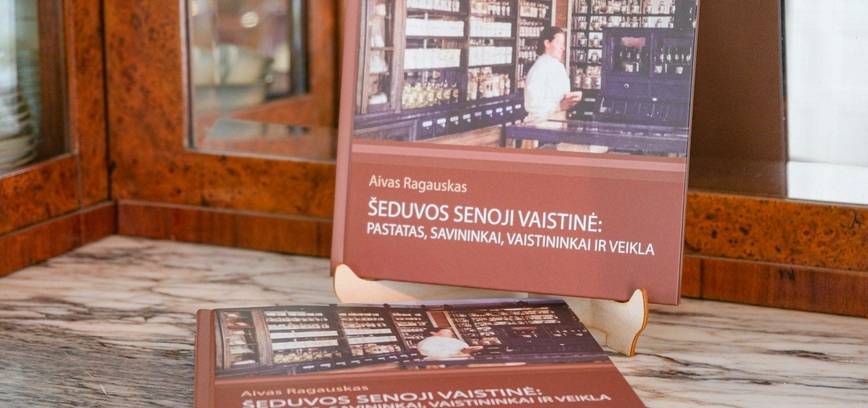 Išleista pirmoji mokslo studija apie Šeduvos senąją vaistinę