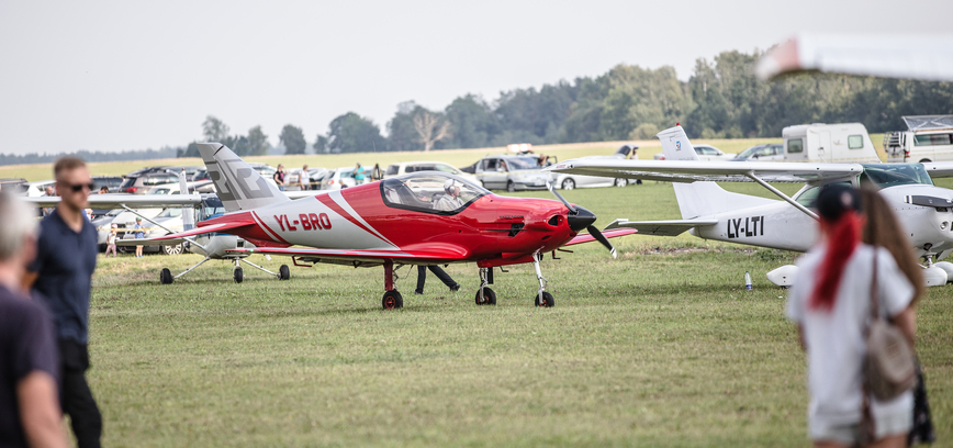 Ruošiamasi Aviacijos šventei Šeduvos aerodrome – vasaros palydėtuvės su įspūdinga programa