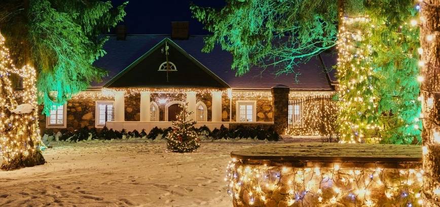 „DVARO KALĖDOS“